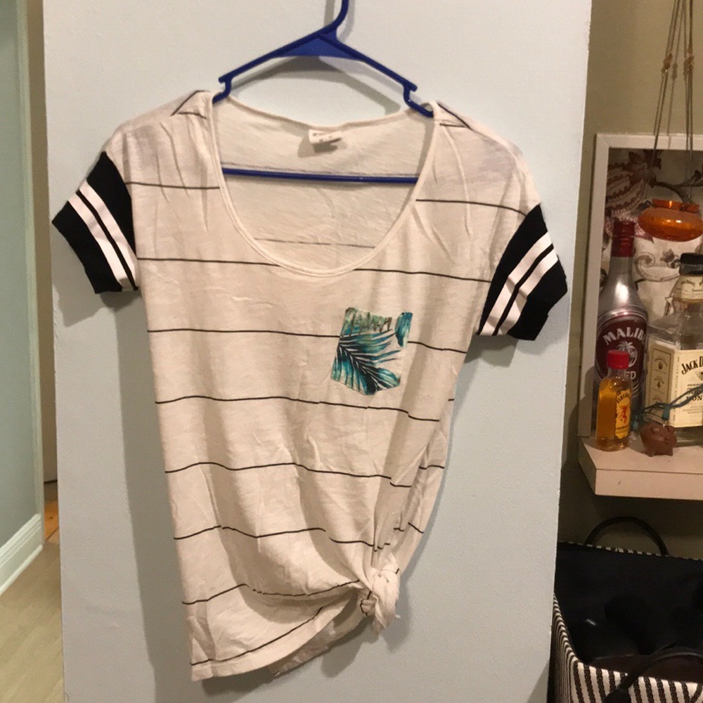 Victoria’s Secret PINK short sleeved shirt